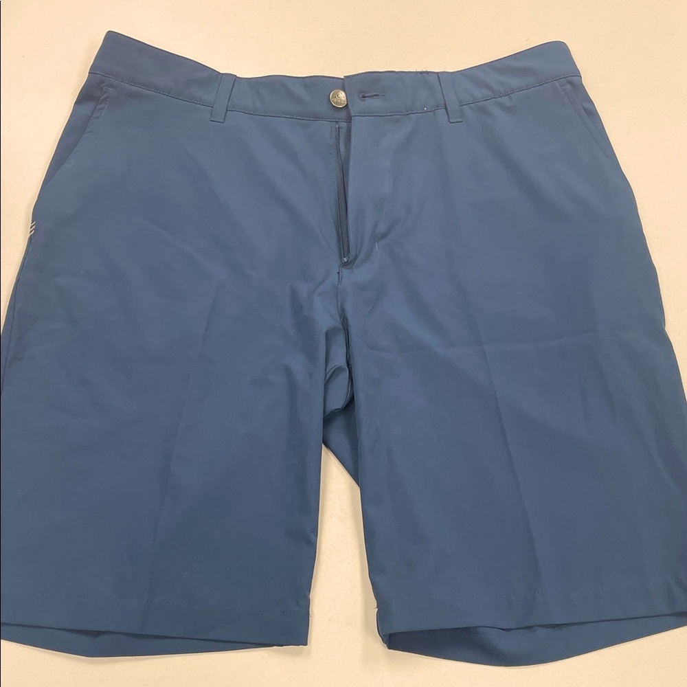 Men’s Adidas golf shorts - size 36